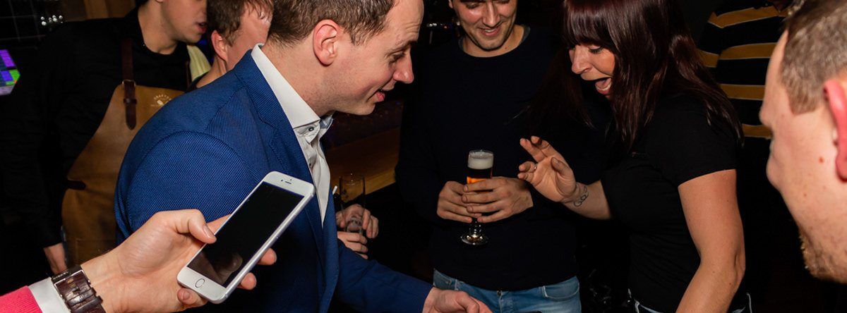 Goochelaar receptie: de ultieme gids voor magisch entertainment op je evenement